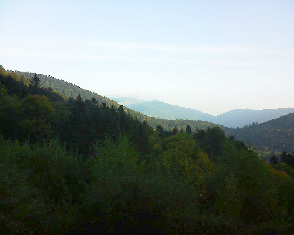 Le petit ballon vu depuis le Domaine Langmatt à Murbach le 08.10.2018 à 08:30 Le petit ballon (Alsace, Vosges) le 08.10.2018 à 08:30