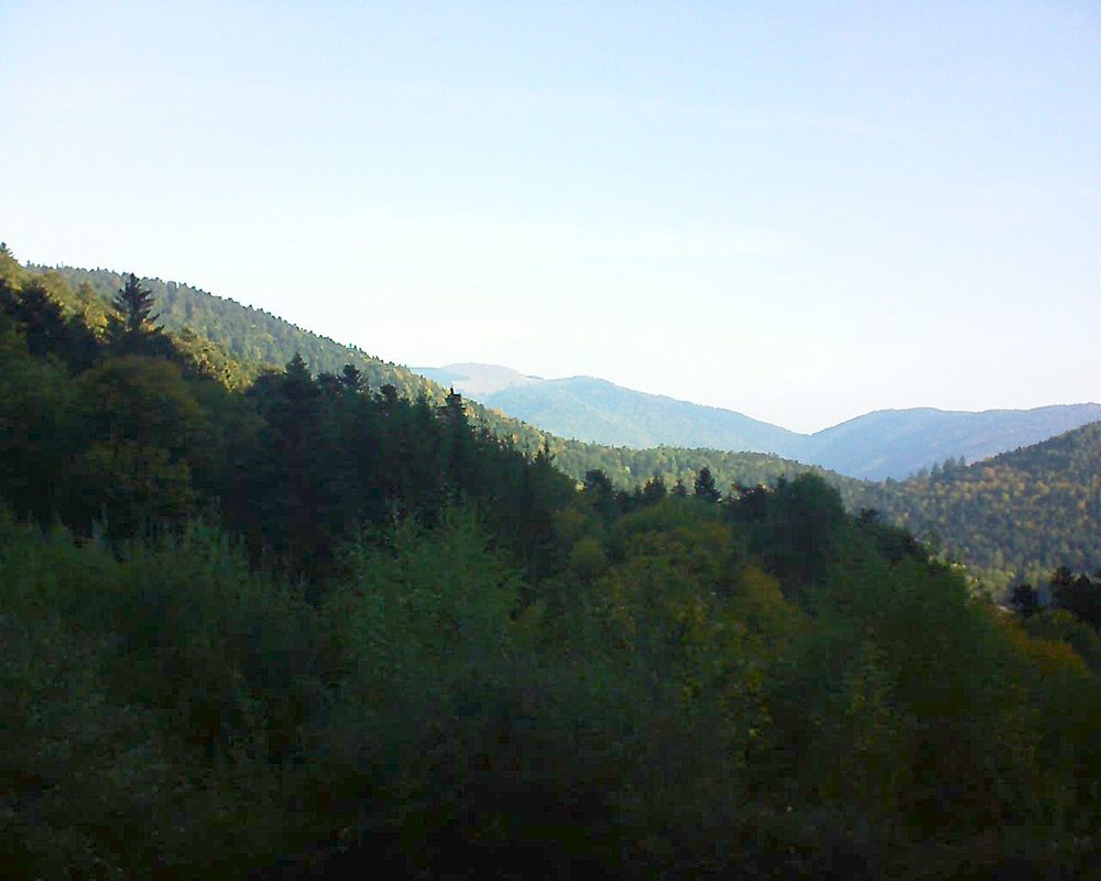Le petit ballon vu depuis le Domaine Langmatt à Murbach le 08.10.2018 à 09:30 Le petit ballon (Alsace, Vosges) le 08.10.2018 à 09:30