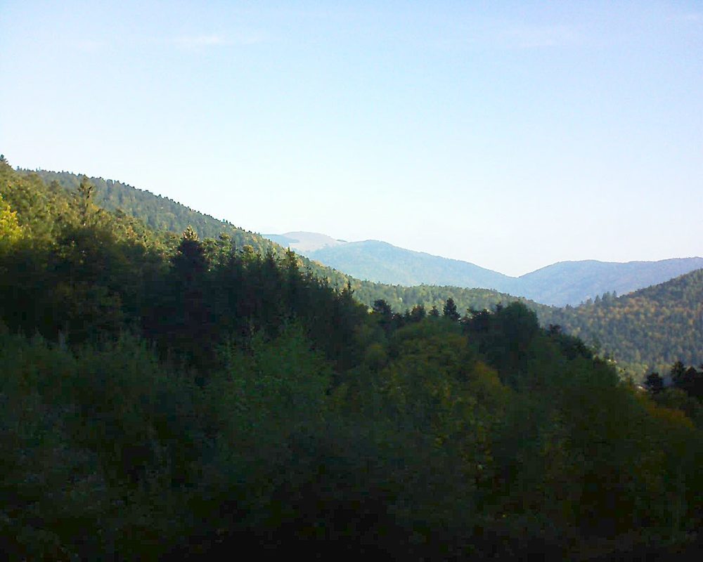 Le petit ballon vu depuis le Domaine Langmatt à Murbach le 08.10.2018 à 10:00 Le petit ballon (Alsace, Vosges) le 08.10.2018 à 10:00