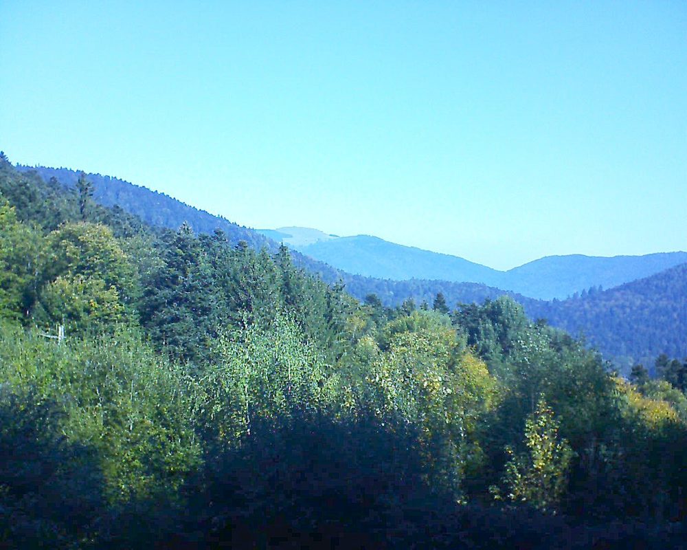 Le petit ballon vu depuis le Domaine Langmatt à Murbach le 08.10.2018 à 11:15 Le petit ballon (Alsace, Vosges) le 08.10.2018 à 11:15