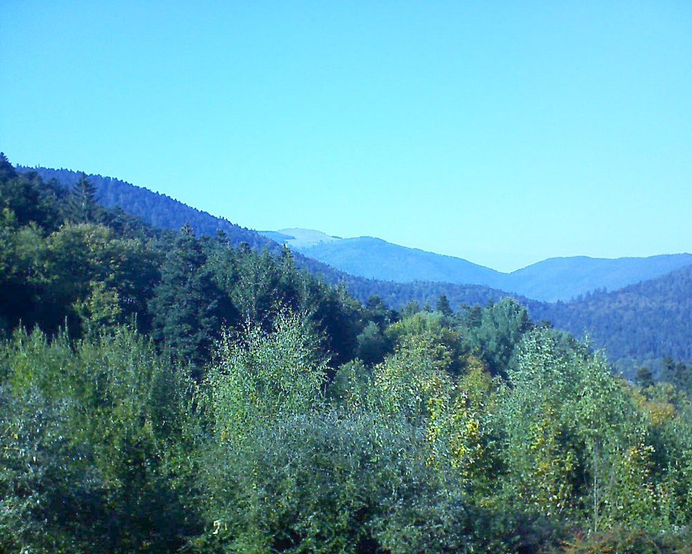 Le petit ballon vu depuis le Domaine Langmatt à Murbach le 08.10.2018 à 16:00 Le petit ballon (Alsace, Vosges) le 08.10.2018 à 16:00