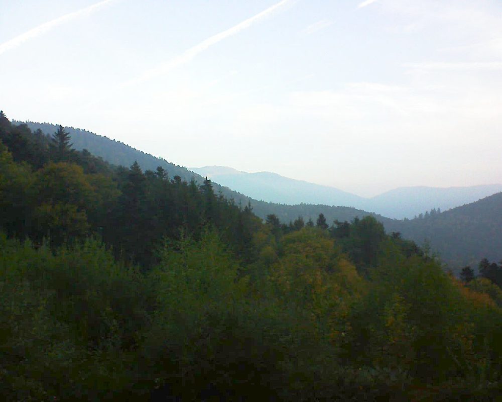Le petit ballon vu depuis le Domaine Langmatt à Murbach le 09.10.2018 à 08:00 Le petit ballon (Alsace, Vosges) le 09.10.2018 à 08:00