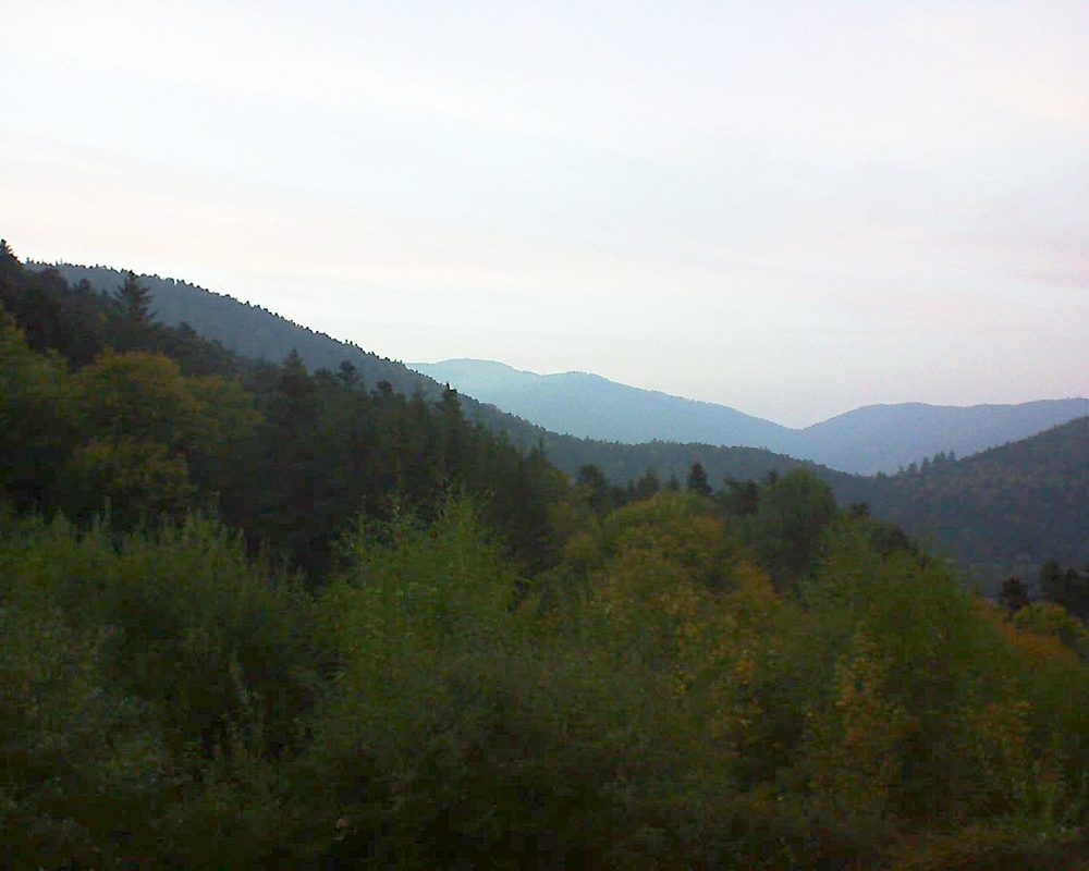 Le petit ballon vu depuis le Domaine Langmatt à Murbach le 09.10.2018 à 19:00 Le petit ballon (Alsace, Vosges) le 09.10.2018 à 19:00