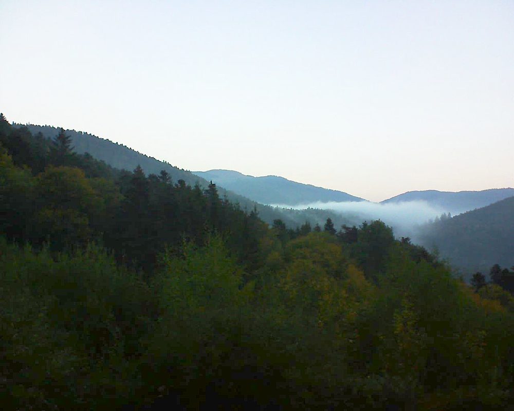 Le petit ballon vu depuis le Domaine Langmatt à Murbach le 10.10.2018 à 07:45 Le petit ballon (Alsace, Vosges) le 10.10.2018 à 07:45