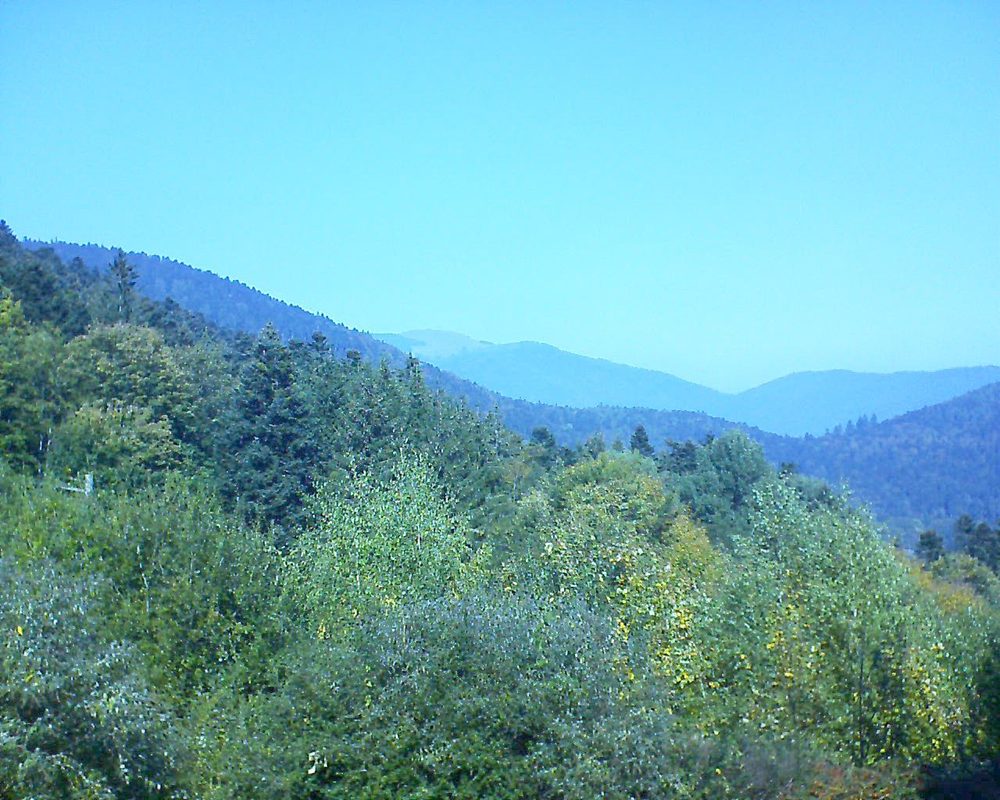 Le petit ballon vu depuis le Domaine Langmatt à Murbach le 10.10.2018 à 13:00 Le petit ballon (Alsace, Vosges) le 10.10.2018 à 13:00