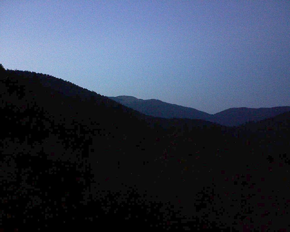 Le petit ballon vu depuis le Domaine Langmatt à Murbach le 10.10.2018 à 19:15 Le petit ballon (Alsace, Vosges) le 10.10.2018 à 19:15