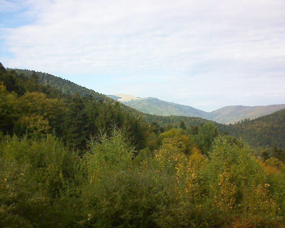 Le petit ballon vu depuis le Domaine Langmatt à Murbach le 11.10.2018 à 15:45 Le petit ballon (Alsace, Vosges) le 11.10.2018 à 15:45