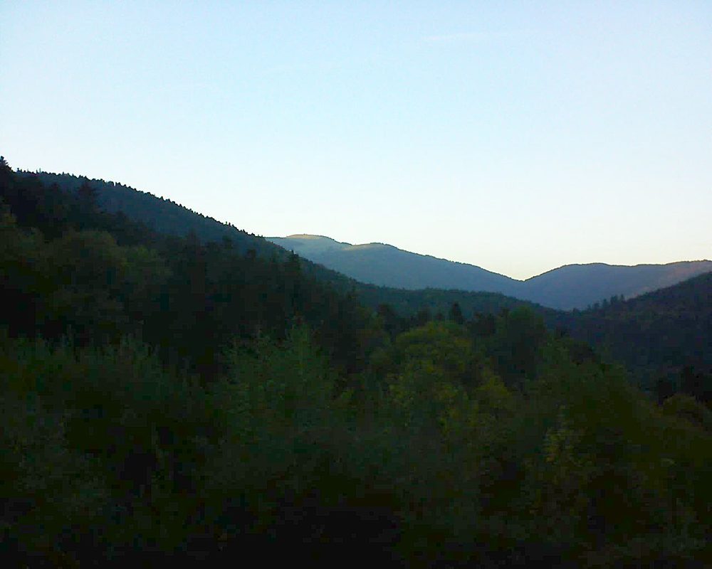 Le petit ballon vu depuis le Domaine Langmatt à Murbach le 11.10.2018 à 18:30 Le petit ballon (Alsace, Vosges) le 11.10.2018 à 18:30