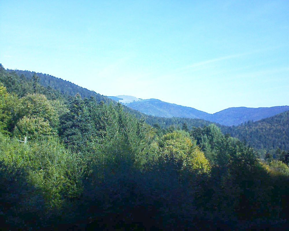Le petit ballon vu depuis le Domaine Langmatt à Murbach le 12.10.2018 à 11:00 Le petit ballon (Alsace, Vosges) le 12.10.2018 à 11:00