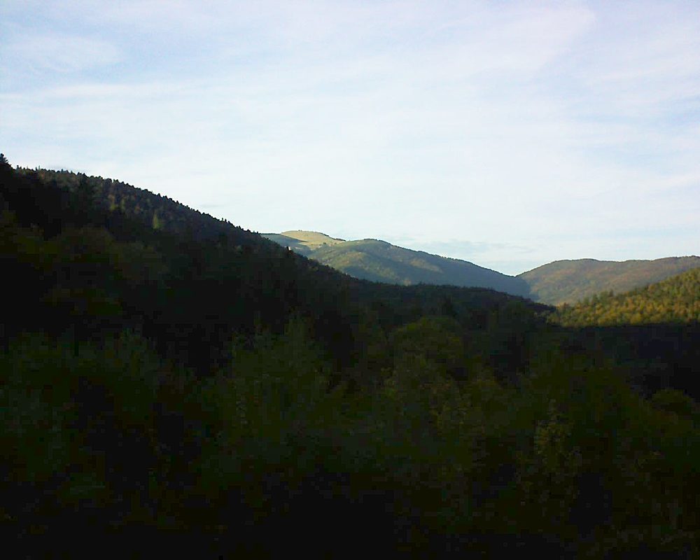 Le petit ballon vu depuis le Domaine Langmatt à Murbach le 12.10.2018 à 17:30 Le petit ballon (Alsace, Vosges) le 12.10.2018 à 17:30
