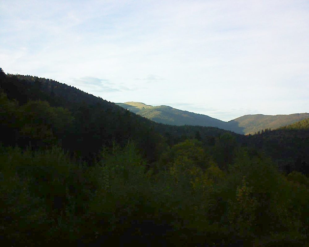 Le petit ballon vu depuis le Domaine Langmatt à Murbach le 12.10.2018 à 17:45 Le petit ballon (Alsace, Vosges) le 12.10.2018 à 17:45