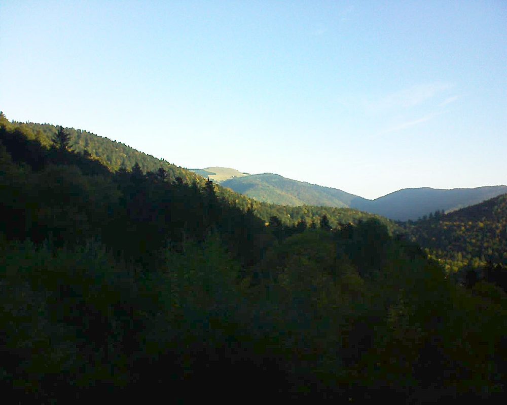Le petit ballon vu depuis le Domaine Langmatt à Murbach le 13.10.2018 à 08:45 Le petit ballon (Alsace, Vosges) le 13.10.2018 à 08:45