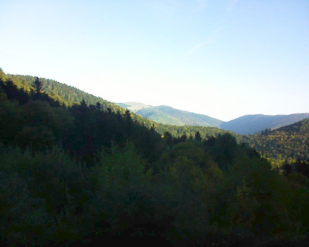 Le petit ballon vu depuis le Domaine Langmatt à Murbach le 13.10.2018 à 09:15 Le petit ballon (Alsace, Vosges) le 13.10.2018 à 09:15