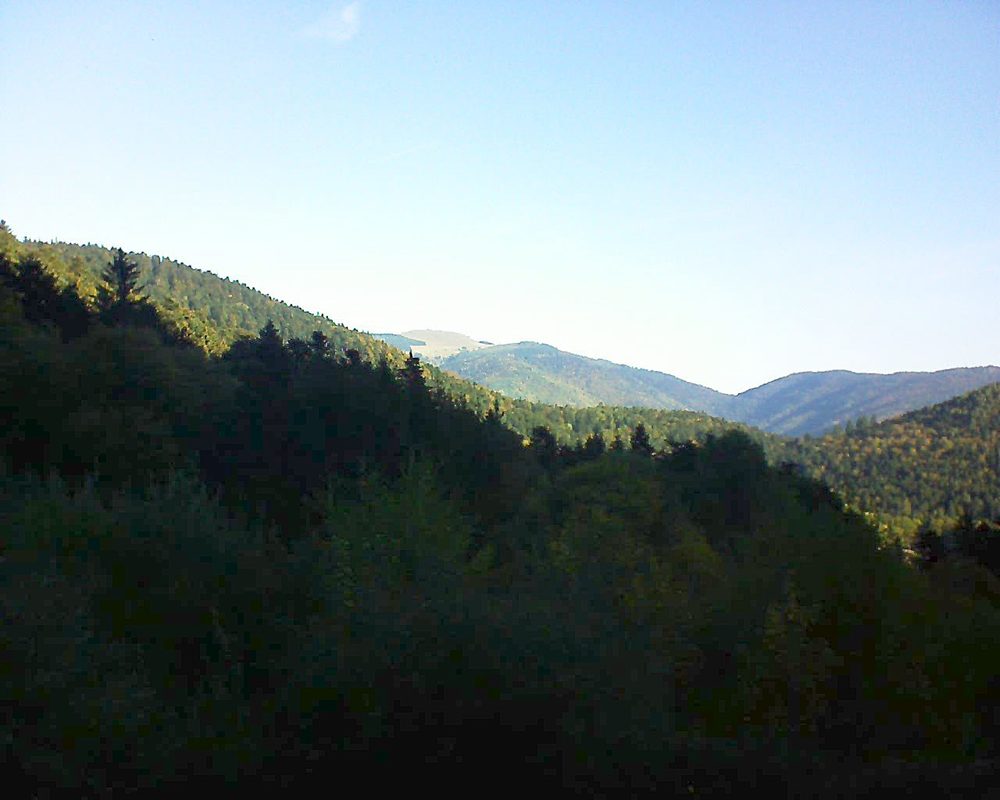 Le petit ballon vu depuis le Domaine Langmatt à Murbach le 13.10.2018 à 09:45 Le petit ballon (Alsace, Vosges) le 13.10.2018 à 09:45