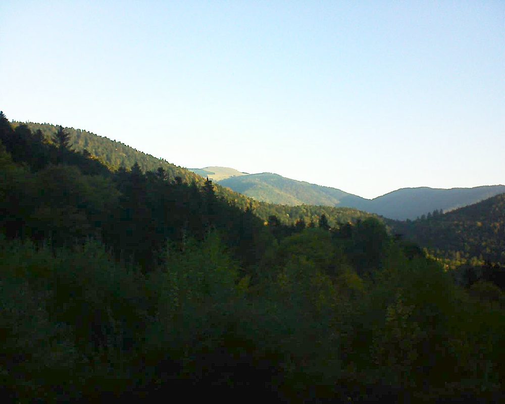 Le petit ballon vu depuis le Domaine Langmatt à Murbach le 14.10.2018 à 08:30 Le petit ballon (Alsace, Vosges) le 14.10.2018 à 08:30
