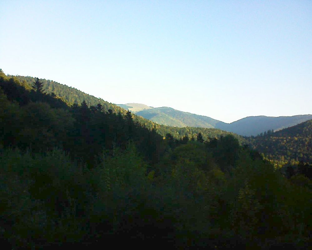 Le petit ballon vu depuis le Domaine Langmatt à Murbach le 14.10.2018 à 08:45 Le petit ballon (Alsace, Vosges) le 14.10.2018 à 08:45