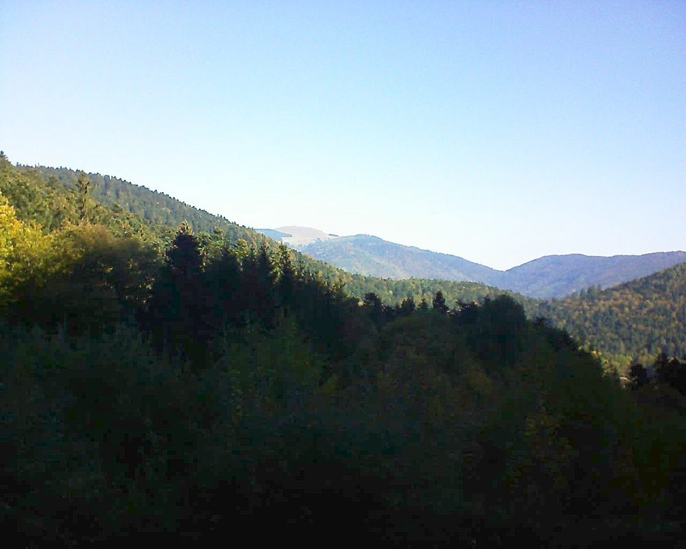 Le petit ballon vu depuis le Domaine Langmatt à Murbach le 14.10.2018 à 10:15 Le petit ballon (Alsace, Vosges) le 14.10.2018 à 10:15
