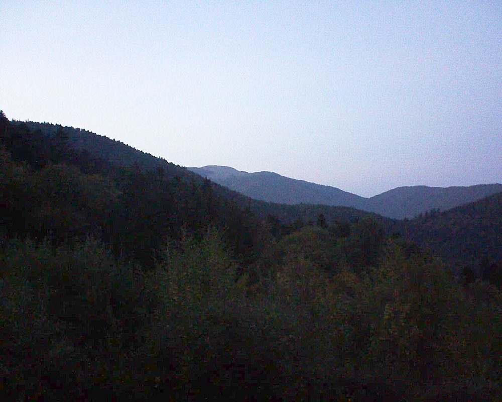 Le petit ballon vu depuis le Domaine Langmatt à Murbach le 15.10.2018 à 19:00 Le petit ballon (Alsace, Vosges) le 15.10.2018 à 19:00