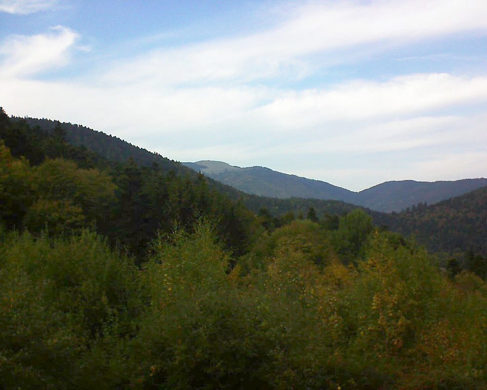 Le petit ballon vu depuis le Domaine Langmatt à Murbach le 16.10.2018 à 15:45 Le petit ballon (Alsace, Vosges) le 16.10.2018 à 15:45