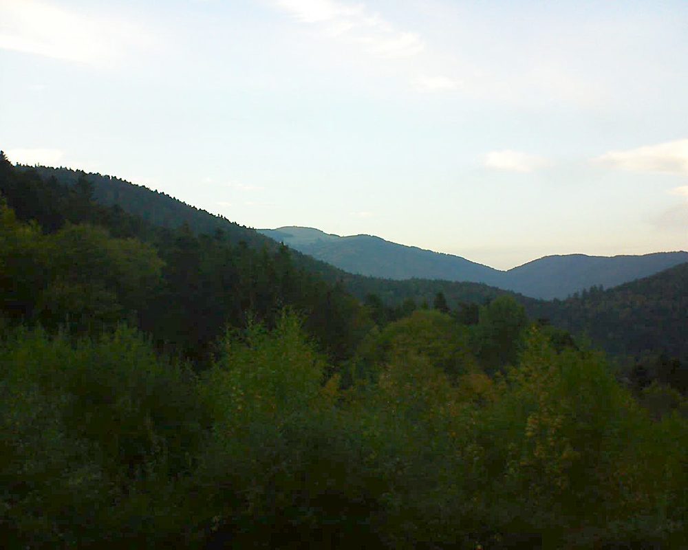 Le petit ballon vu depuis le Domaine Langmatt à Murbach le 16.10.2018 à 18:30 Le petit ballon (Alsace, Vosges) le 16.10.2018 à 18:30