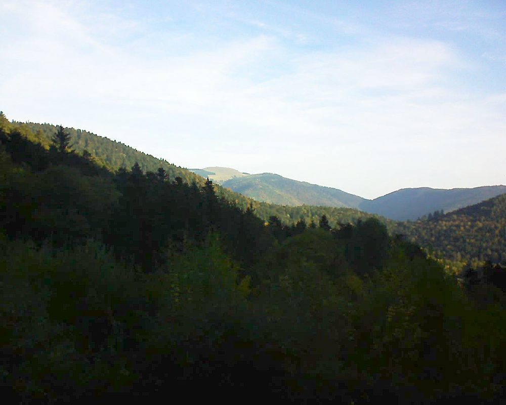 Le petit ballon vu depuis le Domaine Langmatt à Murbach le 17.10.2018 à 09:15 Le petit ballon (Alsace, Vosges) le 17.10.2018 à 09:15