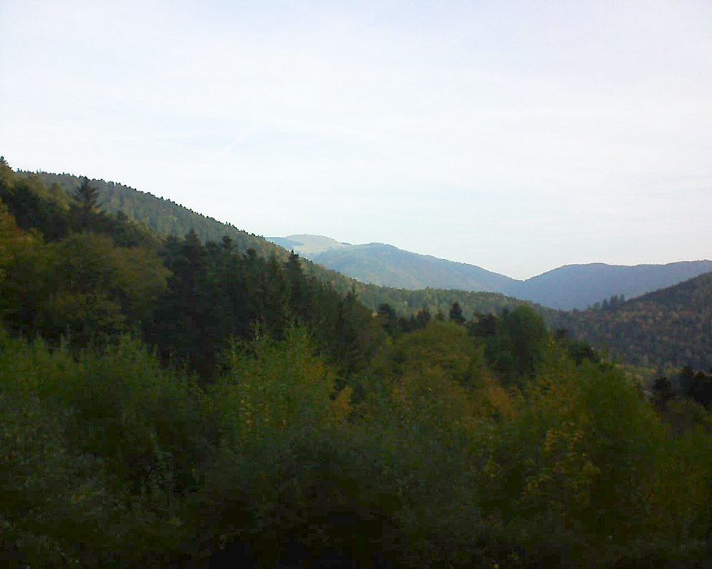 Le petit ballon vu depuis le Domaine Langmatt à Murbach le 18.10.2018 à 09:15 Le petit ballon (Alsace, Vosges) le 18.10.2018 à 09:15