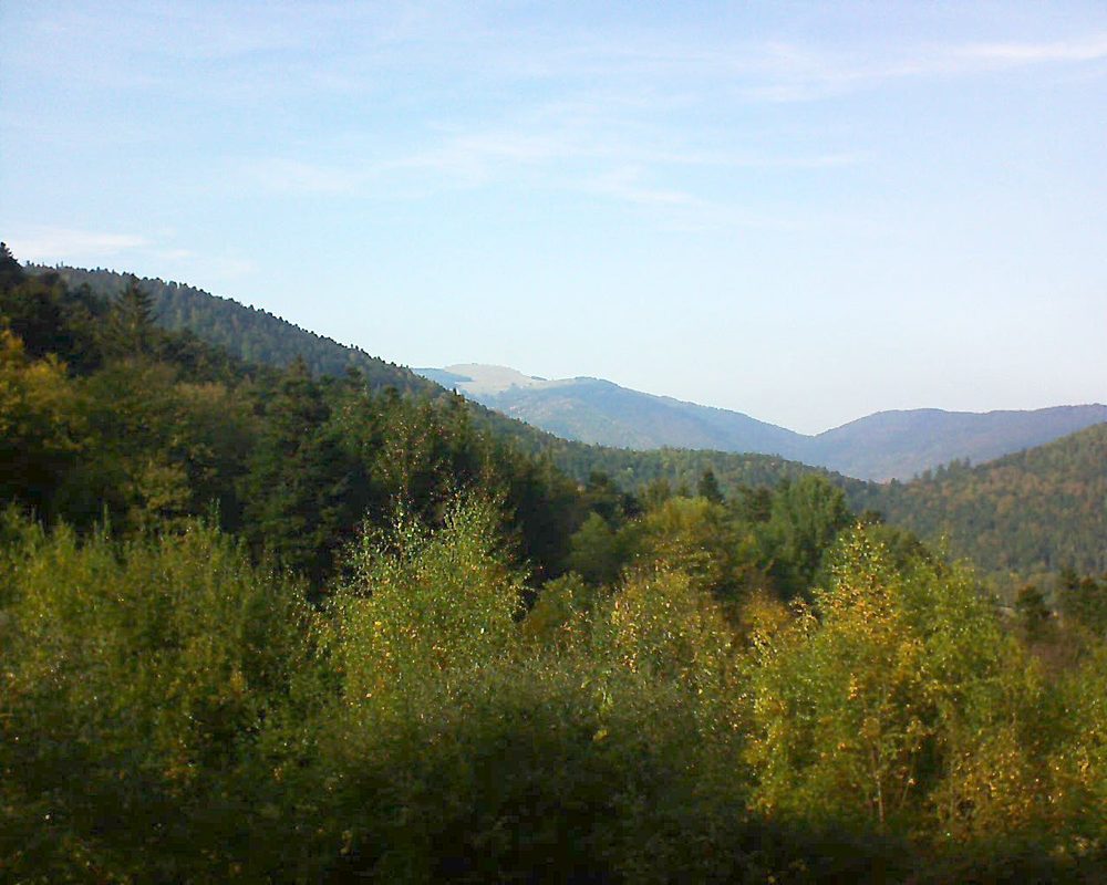 Le petit ballon vu depuis le Domaine Langmatt à Murbach le 18.10.2018 à 16:00 Le petit ballon (Alsace, Vosges) le 18.10.2018 à 16:00