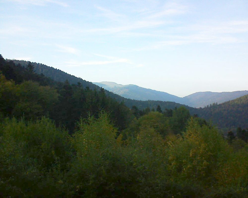 Le petit ballon vu depuis le Domaine Langmatt à Murbach le 18.10.2018 à 17:30 Le petit ballon (Alsace, Vosges) le 18.10.2018 à 17:30
