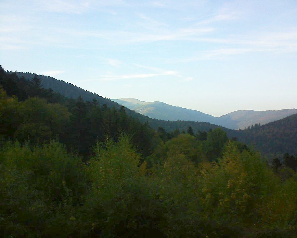 Le petit ballon vu depuis le Domaine Langmatt à Murbach le 18.10.2018 à 17:45 Le petit ballon (Alsace, Vosges) le 18.10.2018 à 17:45