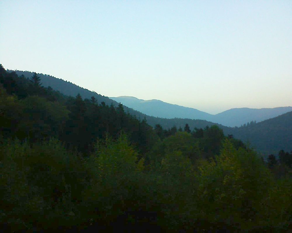 Le petit ballon vu depuis le Domaine Langmatt à Murbach le 19.10.2018 à 18:15 Le petit ballon (Alsace, Vosges) le 19.10.2018 à 18:15