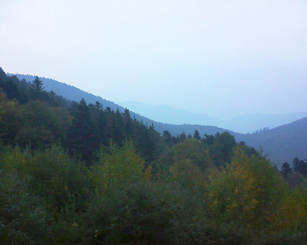 Le petit ballon vu depuis le Domaine Langmatt à Murbach le 20.10.2018 à 18:30 Le petit ballon (Alsace, Vosges) le 20.10.2018 à 18:30