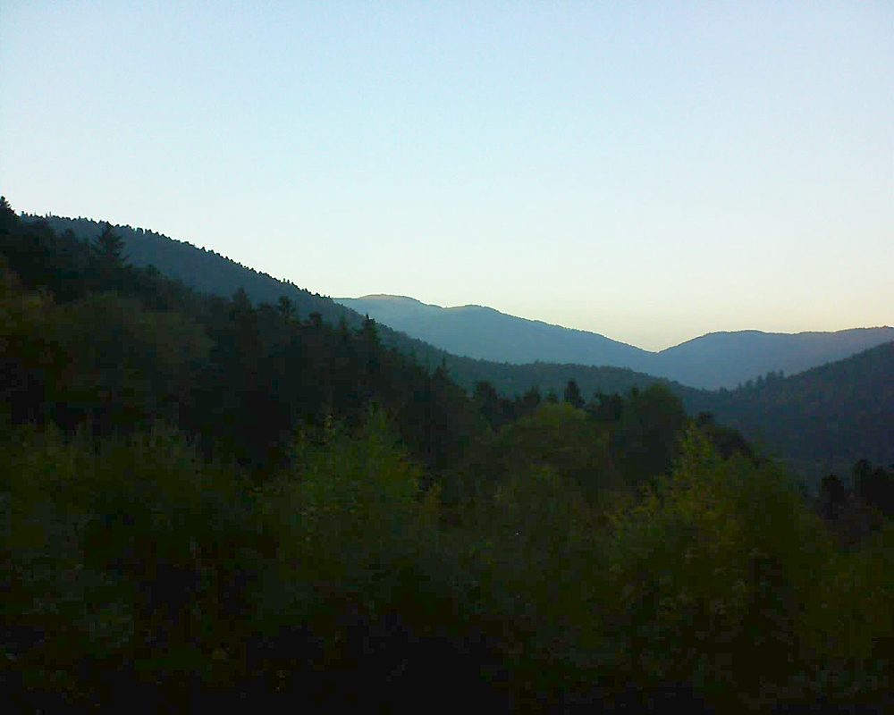 Le petit ballon vu depuis le Domaine Langmatt à Murbach le 21.10.2018 à 18:15 Le petit ballon (Alsace, Vosges) le 21.10.2018 à 18:15