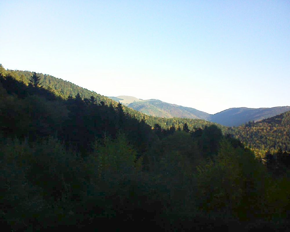 Le petit ballon vu depuis le Domaine Langmatt à Murbach le 22.10.2018 à 09:30 Le petit ballon (Alsace, Vosges) le 22.10.2018 à 09:30