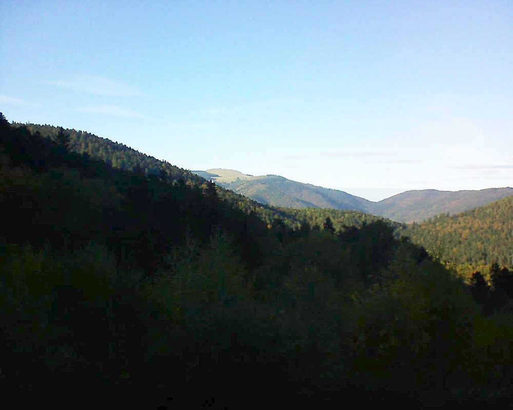 Le petit ballon vu depuis le Domaine Langmatt à Murbach le 22.10.2018 à 16:30 Le petit ballon (Alsace, Vosges) le 22.10.2018 à 16:30