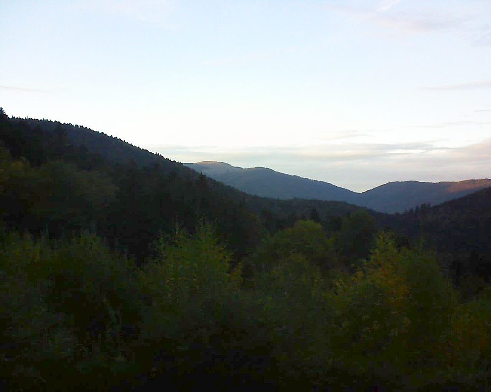 Le petit ballon vu depuis le Domaine Langmatt à Murbach le 22.10.2018 à 18:15 Le petit ballon (Alsace, Vosges) le 22.10.2018 à 18:15