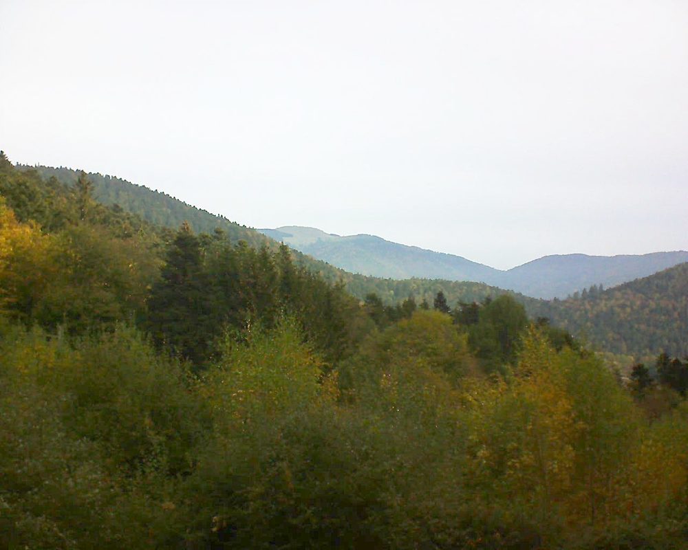 Le petit ballon vu depuis le Domaine Langmatt à Murbach le 23.10.2018 à 10:30 Le petit ballon (Alsace, Vosges) le 23.10.2018 à 10:30