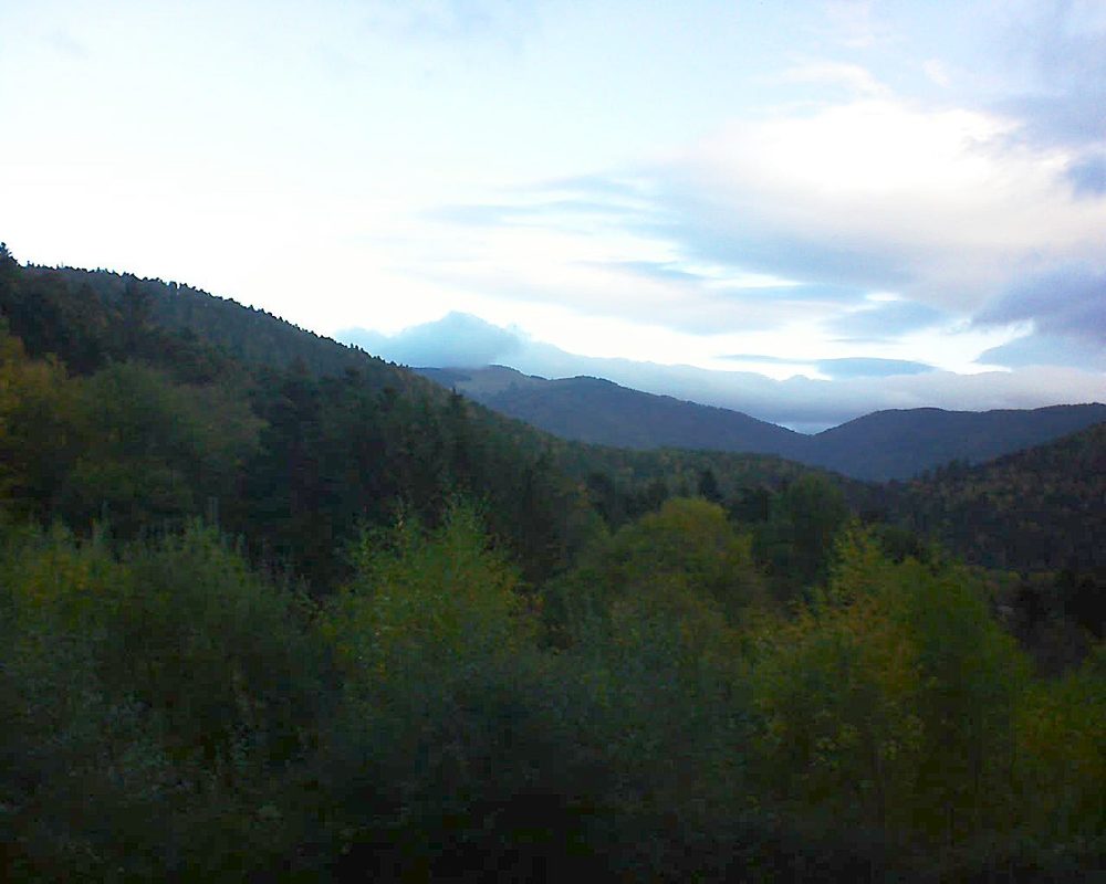 Le petit ballon vu depuis le Domaine Langmatt à Murbach le 24.10.2018 à 09:00 Le petit ballon (Alsace, Vosges) le 24.10.2018 à 09:00
