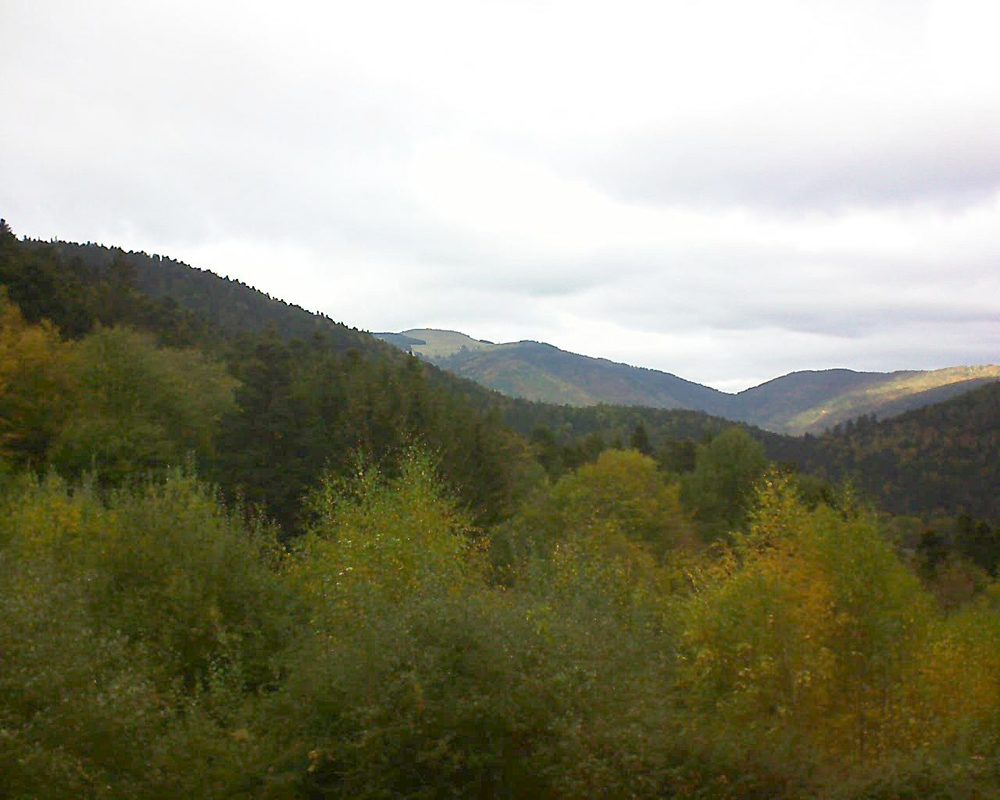 Le petit ballon vu depuis le Domaine Langmatt à Murbach le 24.10.2018 à 14:15 Le petit ballon (Alsace, Vosges) le 24.10.2018 à 14:15