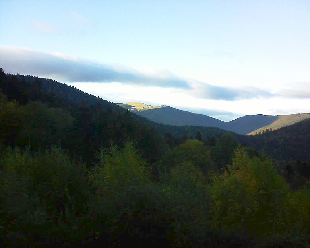 Le petit ballon vu depuis le Domaine Langmatt à Murbach le 24.10.2018 à 17:15 Le petit ballon (Alsace, Vosges) le 24.10.2018 à 17:15