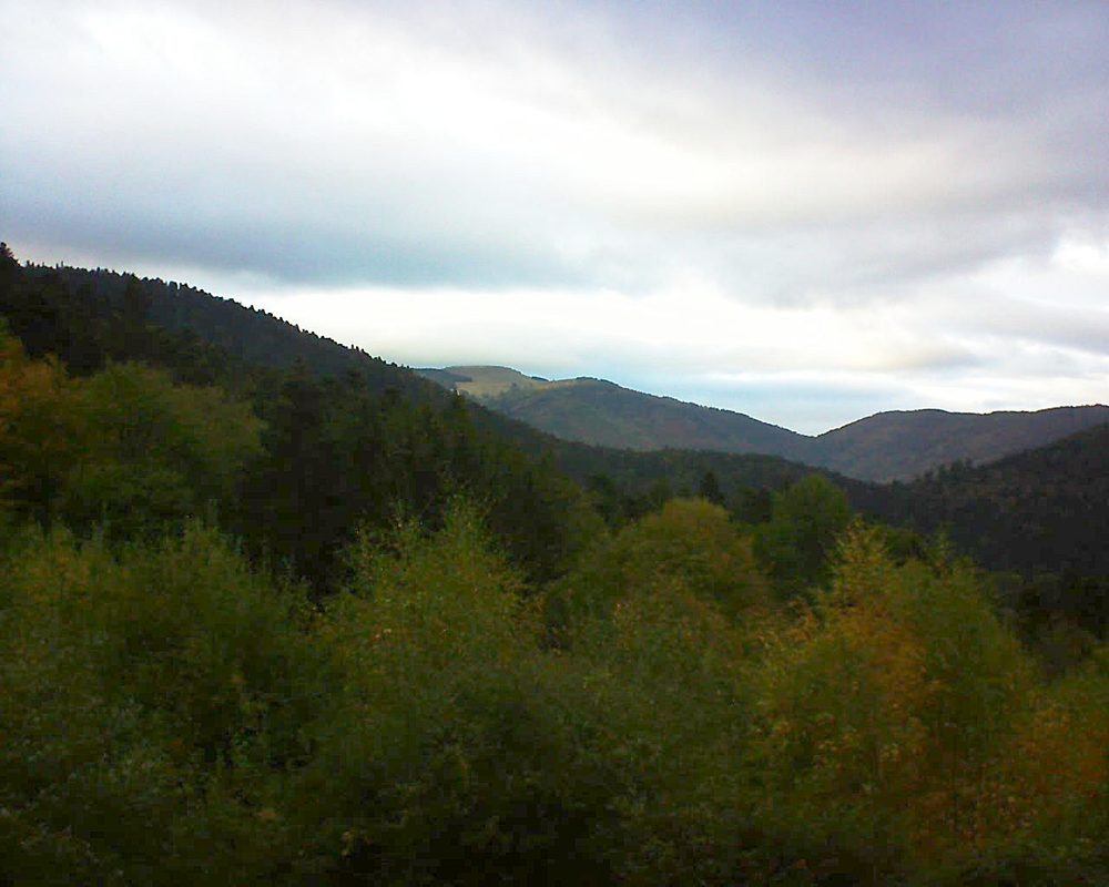 Le petit ballon vu depuis le Domaine Langmatt à Murbach le 24.10.2018 à 17:45 Le petit ballon (Alsace, Vosges) le 24.10.2018 à 17:45