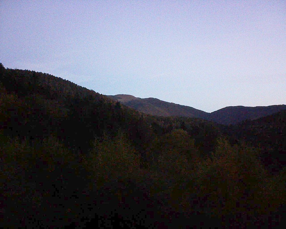 Le petit ballon vu depuis le Domaine Langmatt à Murbach le 25.10.2018 à 07:45 Le petit ballon (Alsace, Vosges) le 25.10.2018 à 07:45