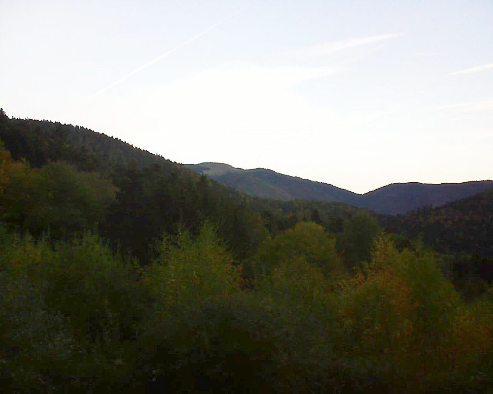 Le petit ballon vu depuis le Domaine Langmatt à Murbach le 25.10.2018 à 08:00 Le petit ballon (Alsace, Vosges) le 25.10.2018 à 08:00