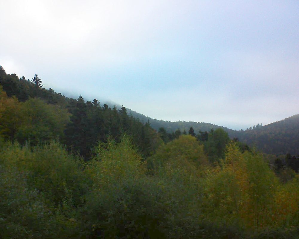 Le petit ballon vu depuis le Domaine Langmatt à Murbach le 26.10.2018 à 09:00 Le petit ballon (Alsace, Vosges) le 26.10.2018 à 09:00