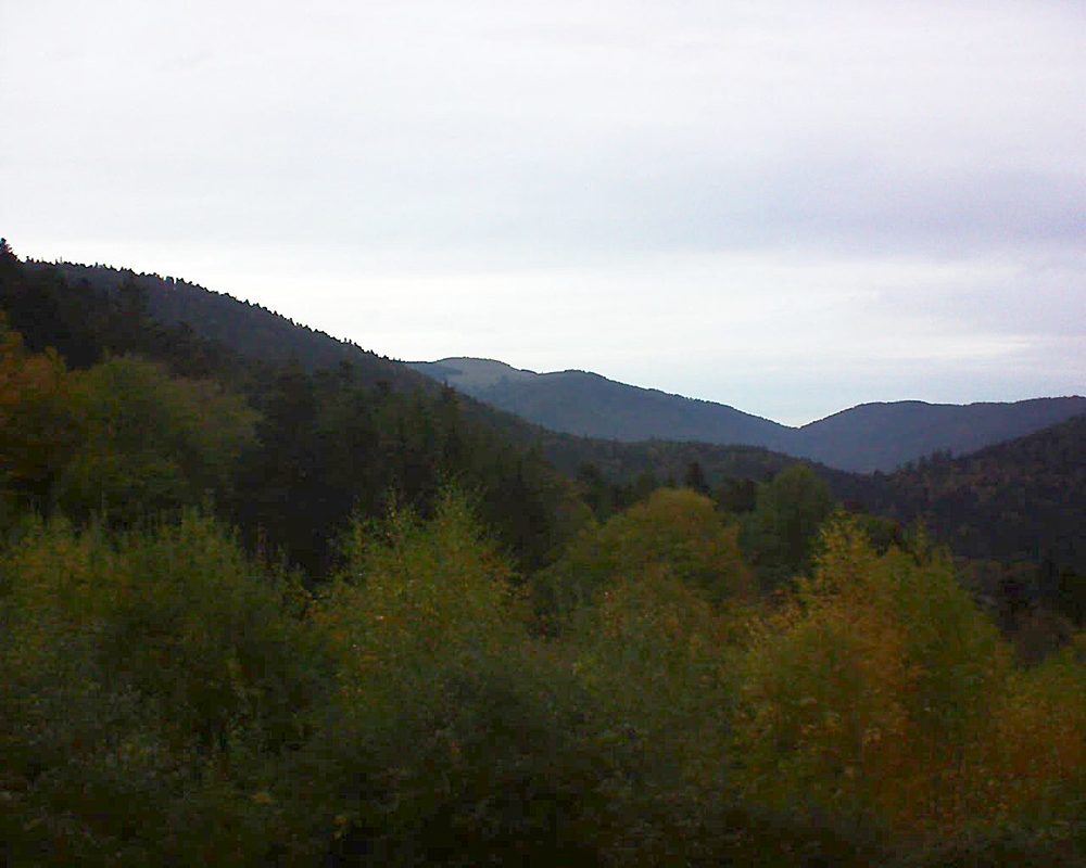 Le petit ballon vu depuis le Domaine Langmatt à Murbach le 26.10.2018 à 18:00 Le petit ballon (Alsace, Vosges) le 26.10.2018 à 18:00