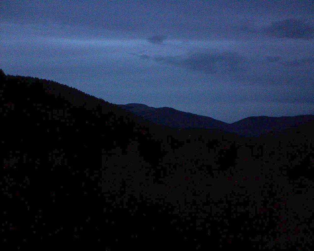 Le petit ballon vu depuis le Domaine Langmatt à Murbach le 26.10.2018 à 18:45 Le petit ballon (Alsace, Vosges) le 26.10.2018 à 18:45