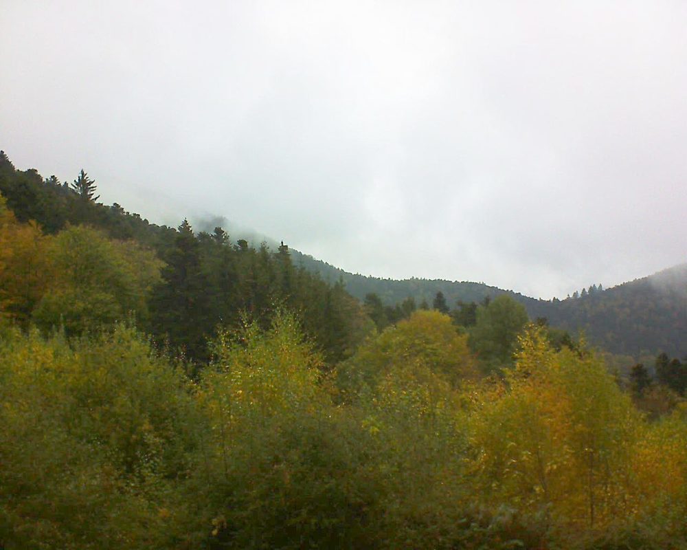 Le petit ballon vu depuis le Domaine Langmatt à Murbach le 27.10.2018 à 13:15 Le petit ballon (Alsace, Vosges) le 27.10.2018 à 13:15