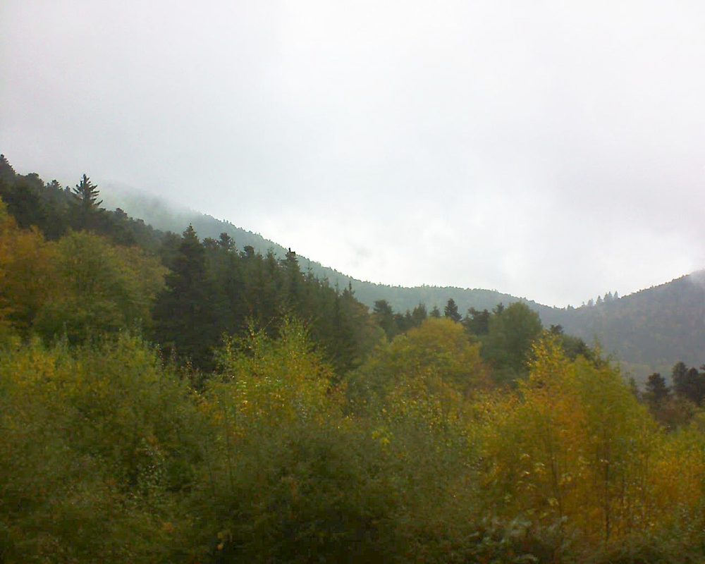 Le petit ballon vu depuis le Domaine Langmatt à Murbach le 27.10.2018 à 14:45 Le petit ballon (Alsace, Vosges) le 27.10.2018 à 14:45