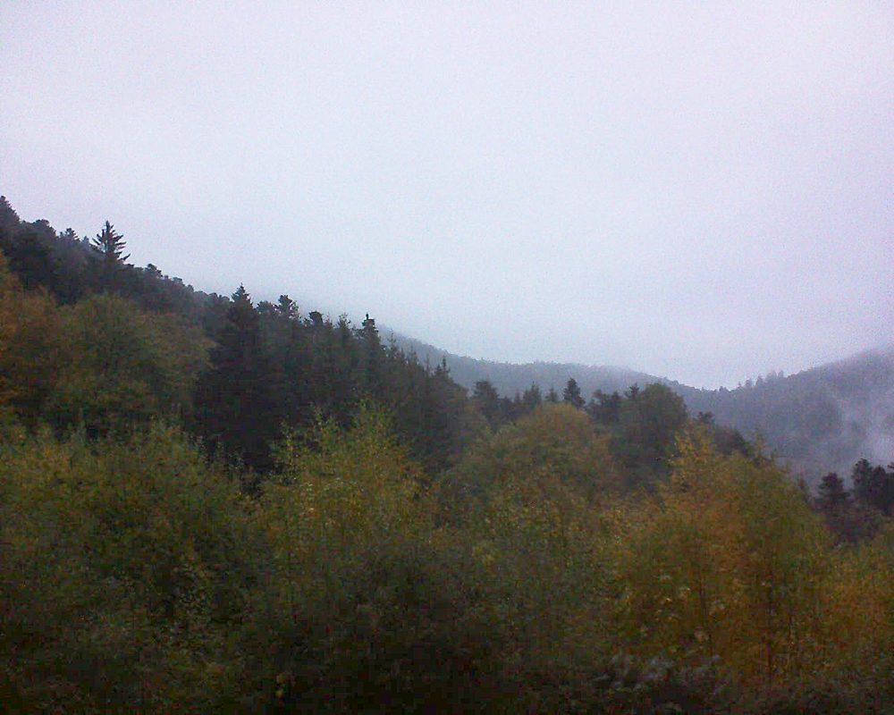 Le petit ballon vu depuis le Domaine Langmatt à Murbach le 27.10.2018 à 17:45 Le petit ballon (Alsace, Vosges) le 27.10.2018 à 17:45