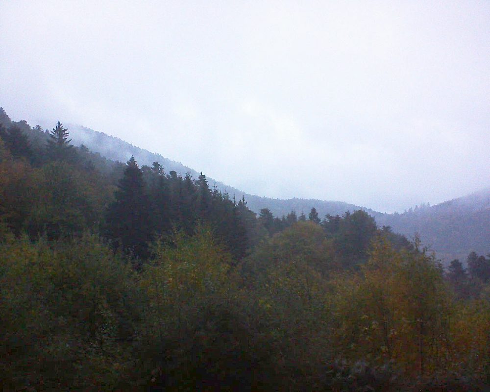 Le petit ballon vu depuis le Domaine Langmatt à Murbach le 27.10.2018 à 18:00 Le petit ballon (Alsace, Vosges) le 27.10.2018 à 18:00