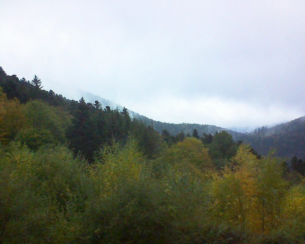 Le petit ballon vu depuis le Domaine Langmatt à Murbach le 28.10.2018 à 07:45 Le petit ballon (Alsace, Vosges) le 28.10.2018 à 07:45